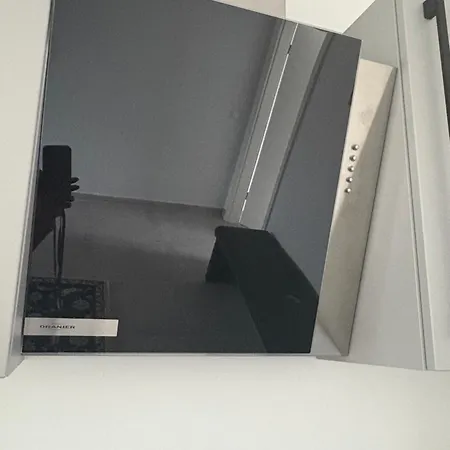 Zentral Gelegene Und Frisch Renovierte *